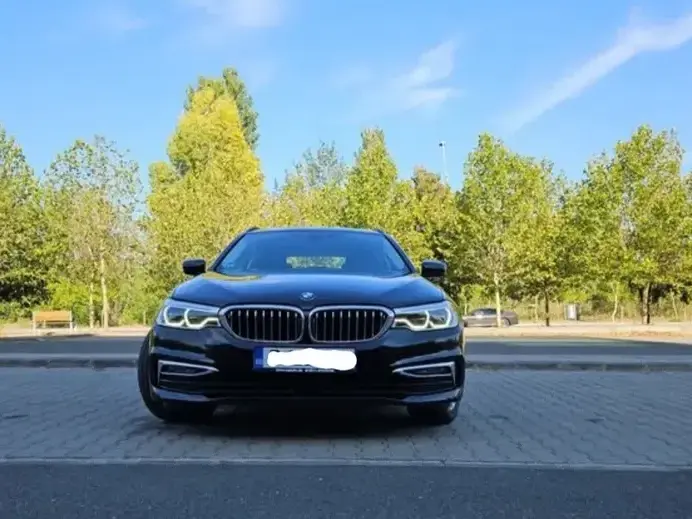 BMW Seria 5 520d AT