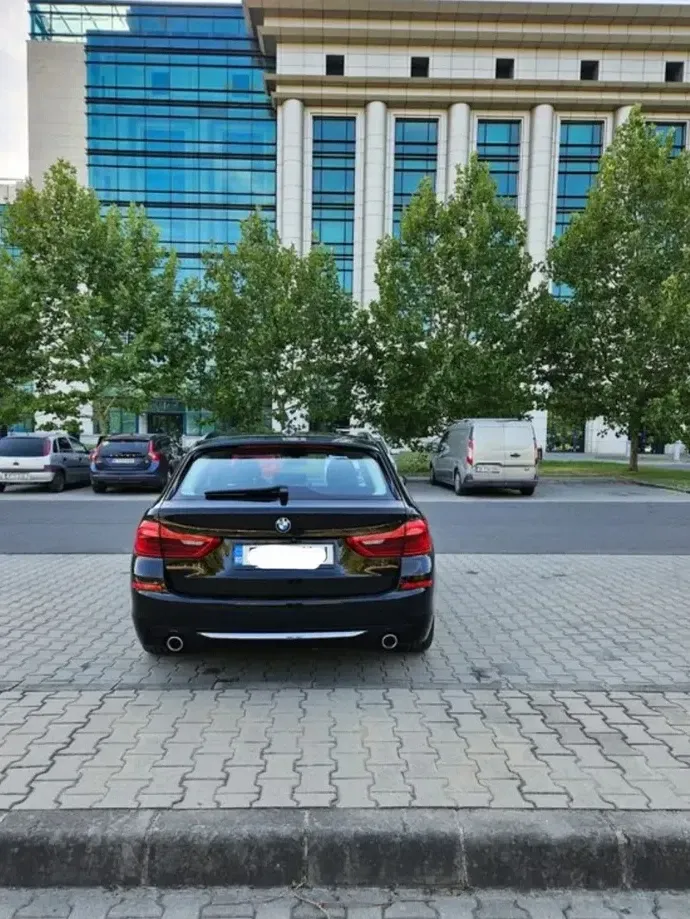 BMW Seria 5 520d AT — imagine 6