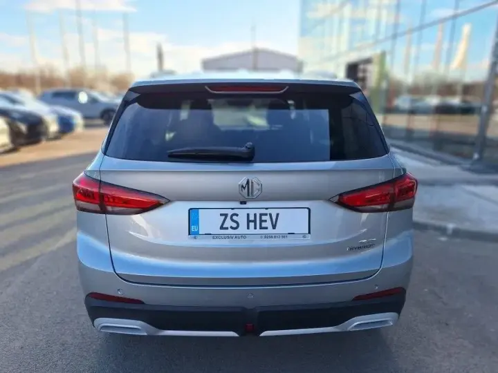 MG ZS HEV
