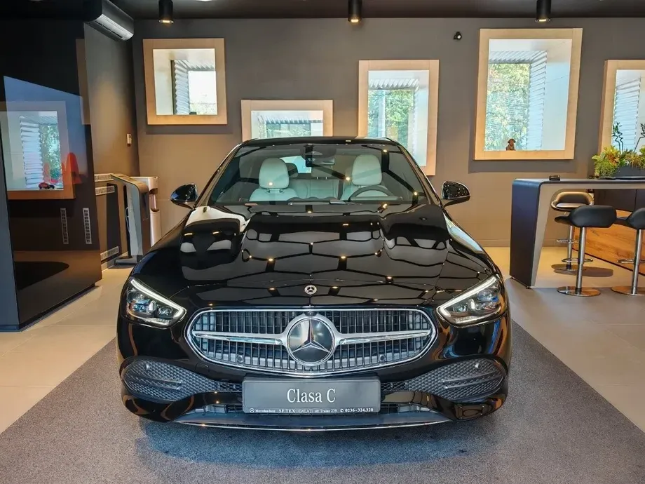 Mercedes-Benz C W206 200 MHEV 4MATIC — imagine 5