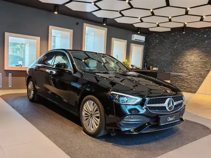 Mercedes-Benz C W206 200 MHEV 4MATIC