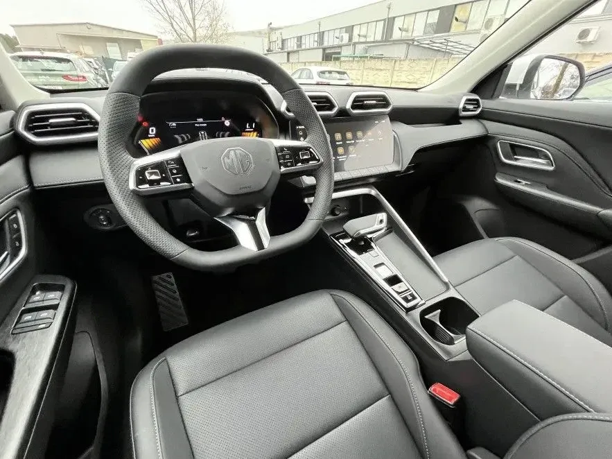 MG ZS HEV — imagine 9