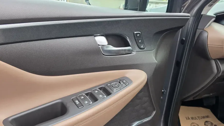Hyundai Santa Fe 1.6 HEV 2WD SEVEN Signature — imagine 10