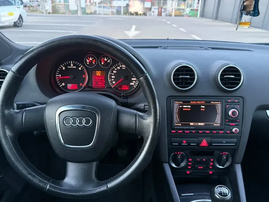 Audi A3 3-portiere 8P — imagine 9