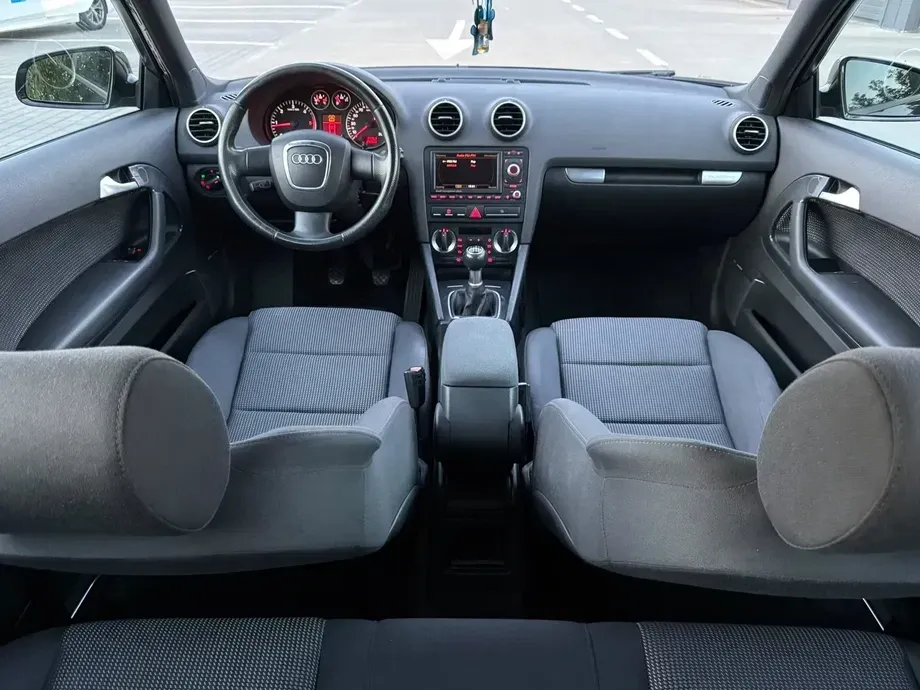 Audi A3 3-portiere 8P — imagine 8