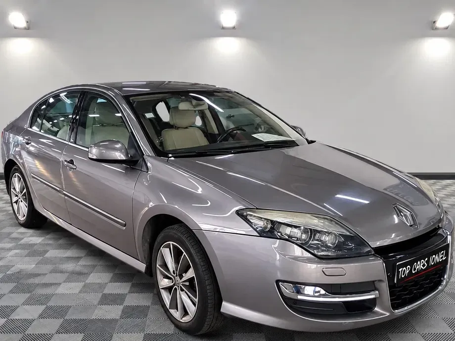 Renault Laguna III dCi 110 FAP EDC Paris — imagine 3