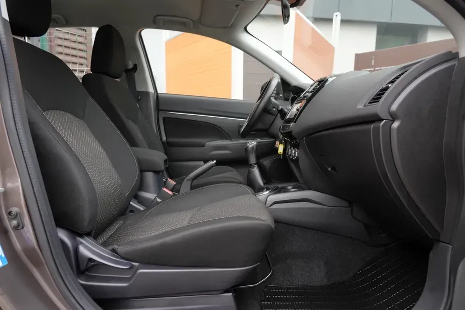 Mitsubishi ASX 1.6 2WD Intense — imagine 8