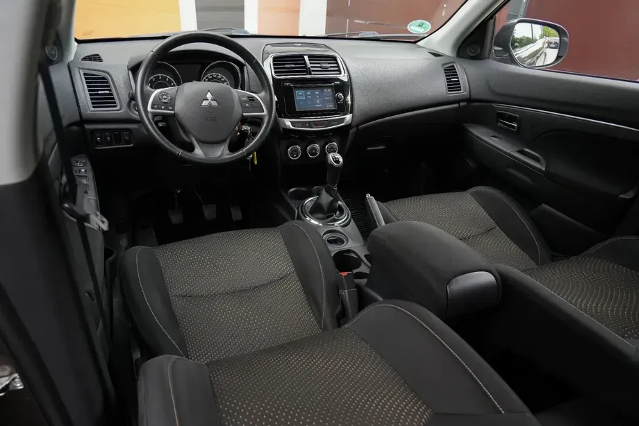 Mitsubishi ASX 1.6 2WD Intense — imagine 10