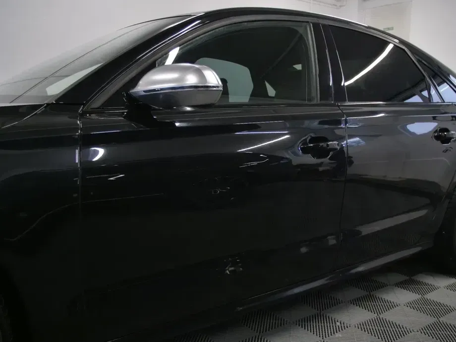 Audi S8 D4 Plus 4.0 TFSI quattro Tiptronic — imagine 3