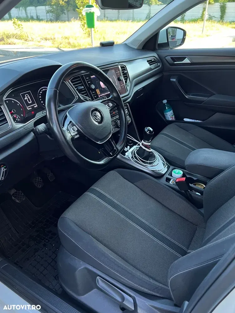 Volkswagen T-Roc — imagine 5