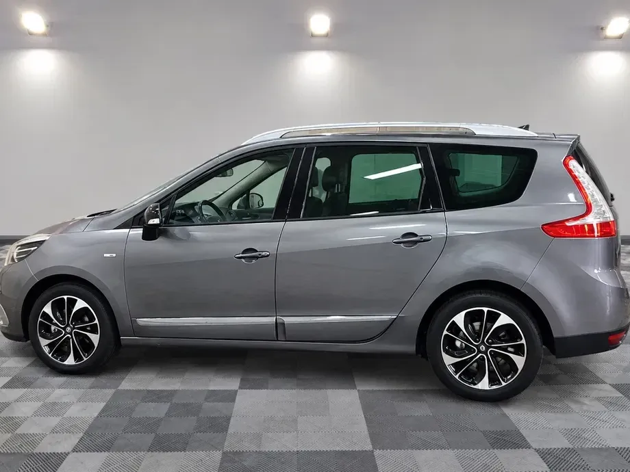 Renault Grand Scenic ENERGY dCi 110 EDC BOSE EDITION — imagine 9