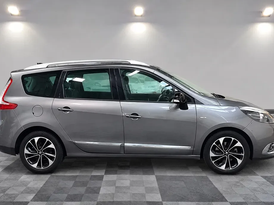 Renault Grand Scenic ENERGY dCi 110 EDC BOSE EDITION — imagine 10