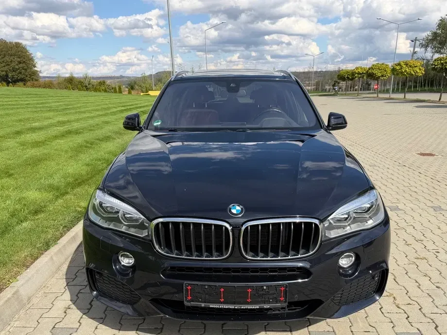 BMW X5 F15 xDrive30d — imagine 7