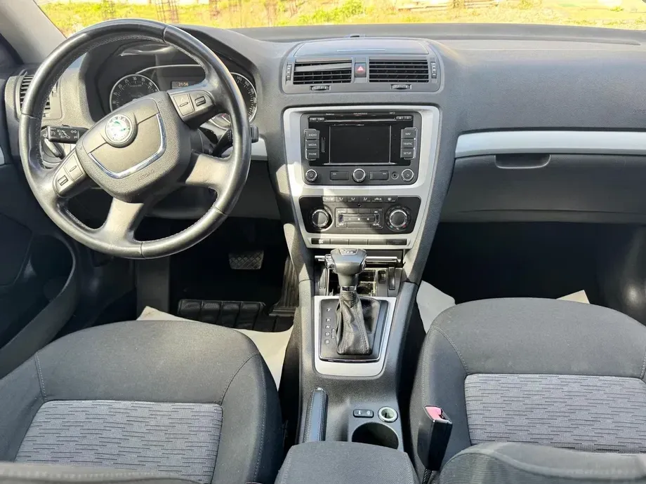 Škoda Octavia 2.0 TDI Elegance DSG — imagine 7
