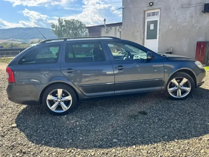 Škoda Octavia 2.0 TDI Elegance DSG