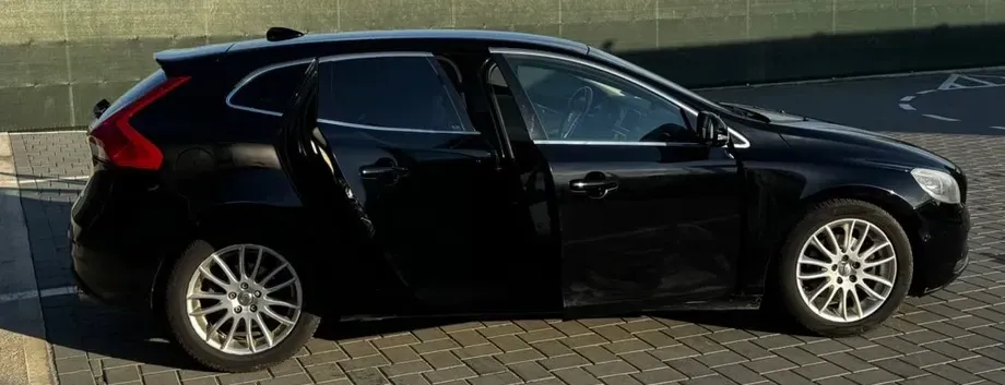 Volvo V40 II T4 Aut. Basic — imagine 4