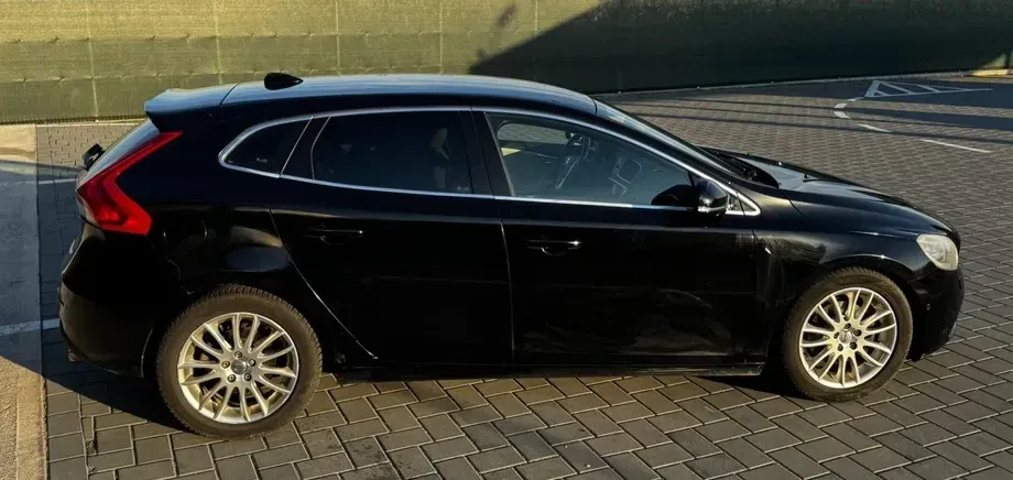 Volvo V40 II T4 Aut. Basic — imagine 3