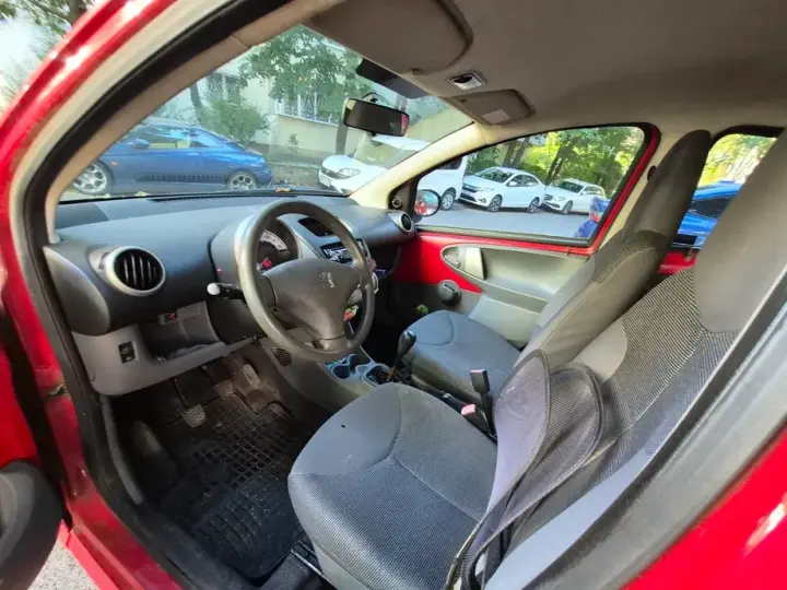 Peugeot 107 One 1.0 E