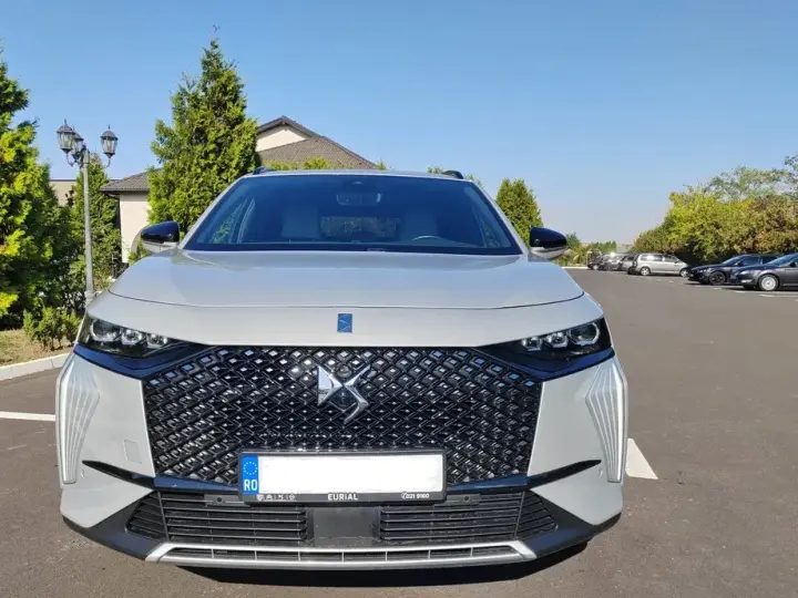 DS Automobiles DS 7 Crossback 1.5 BlueHDi 130 S&S EAT8 OPERA