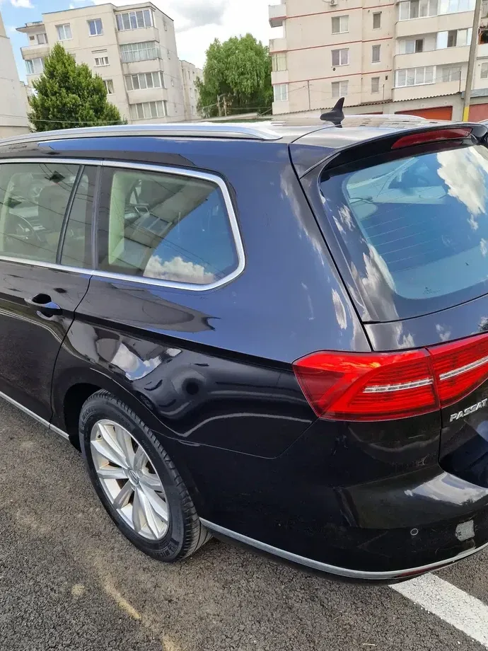 Volkswagen Passat B8 2.0 TDI 4Motion Highline — imagine 6