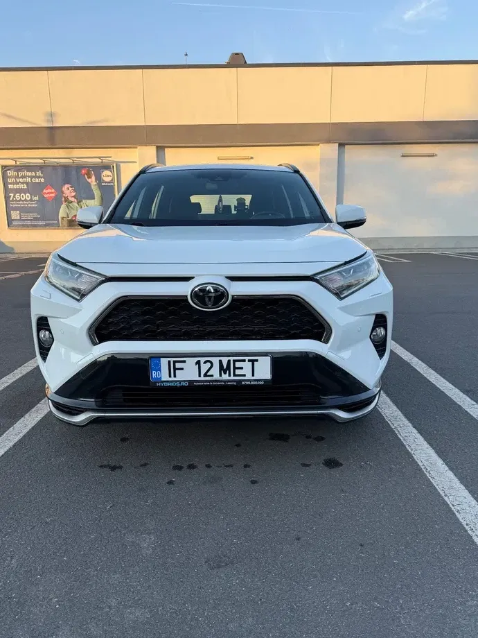 Toyota RAV4 V — imagine 2