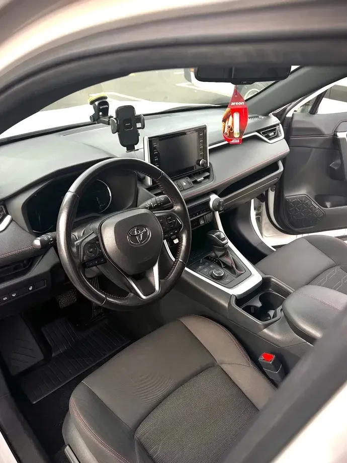 Toyota RAV4 V — imagine 10