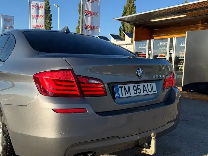 BMW Seria 5 F10/F11/F07 530d Aut.