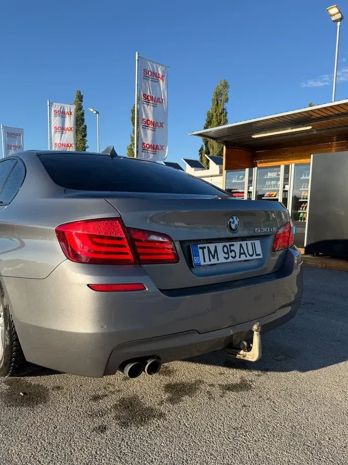 BMW Seria 5 F10/F11/F07 530d Aut. — imagine 5