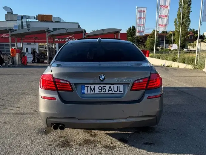 BMW Seria 5 F10/F11/F07 530d Aut.
