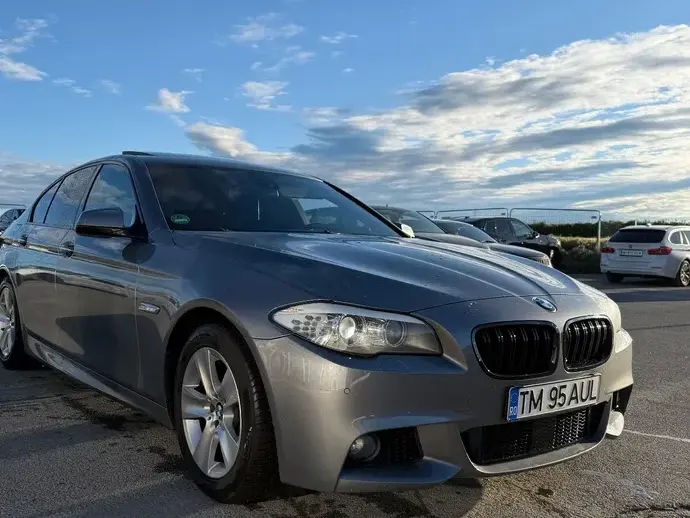 BMW Seria 5 F10/F11/F07 530d Aut.