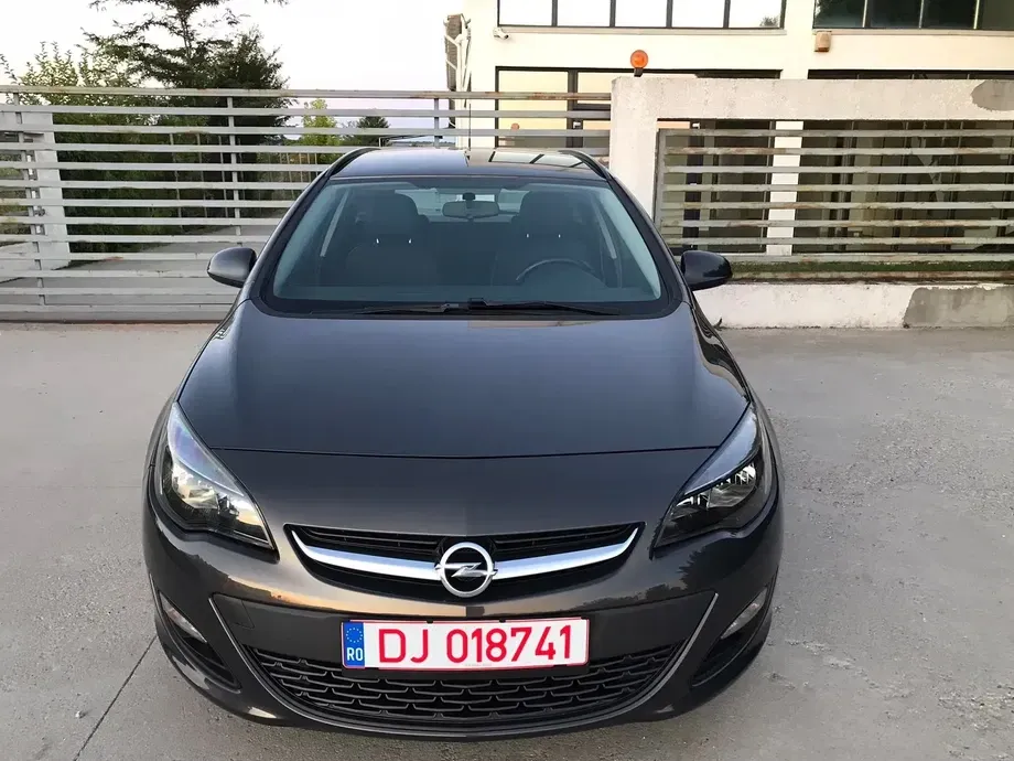Opel Astra J 1.4 Turbo Cosmo — imagine 9