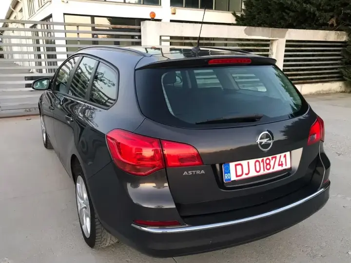 Opel Astra J 1.4 Turbo Cosmo