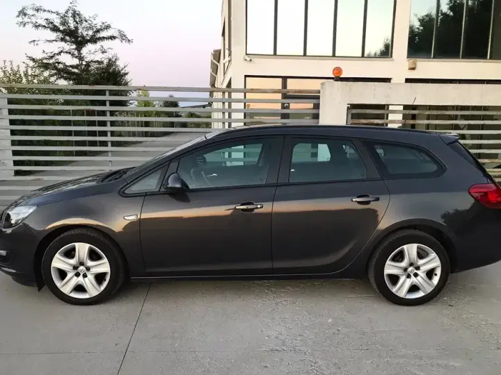 Opel Astra J 1.4 Turbo Cosmo