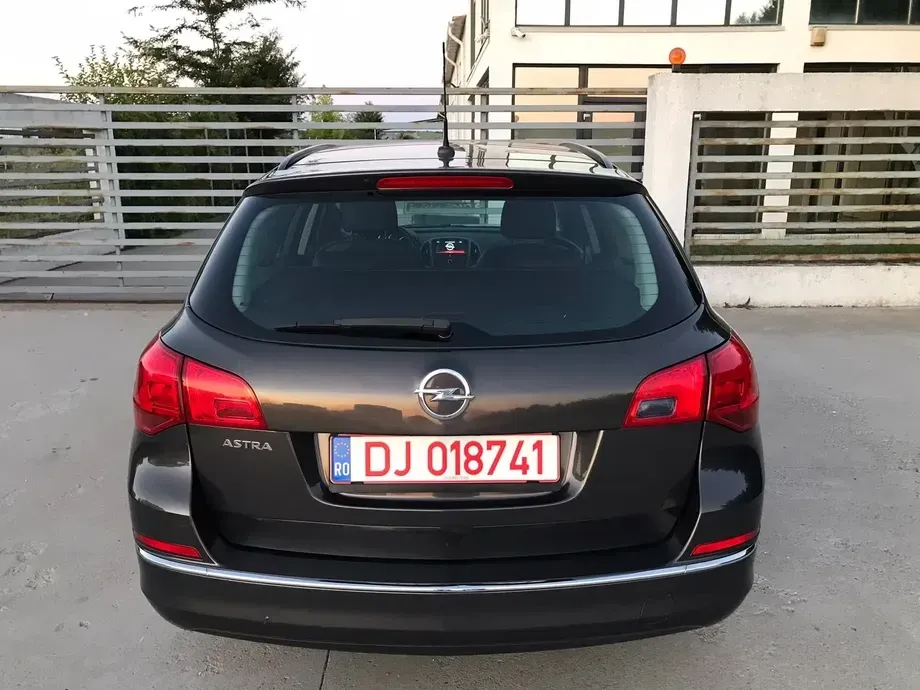 Opel Astra J 1.4 Turbo Cosmo — imagine 10
