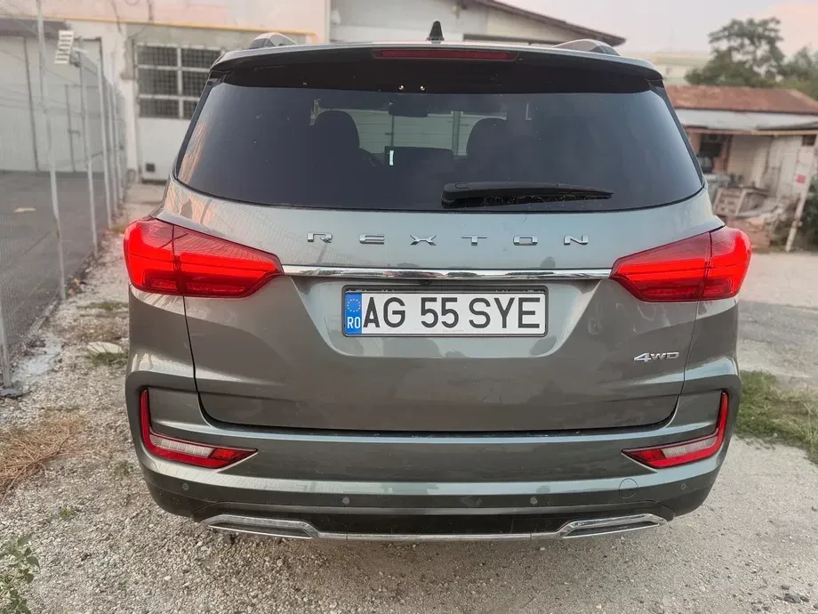 SsangYong REXTON G4 2.2 e-XDI 4WD Premium — imagine 8