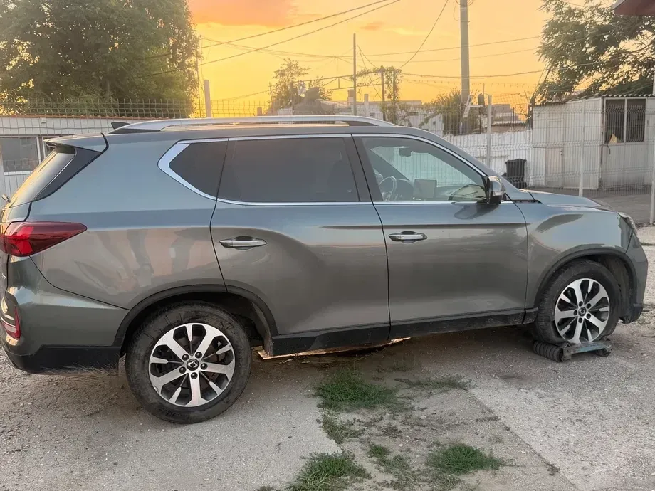 SsangYong REXTON G4 2.2 e-XDI 4WD Premium — imagine 7
