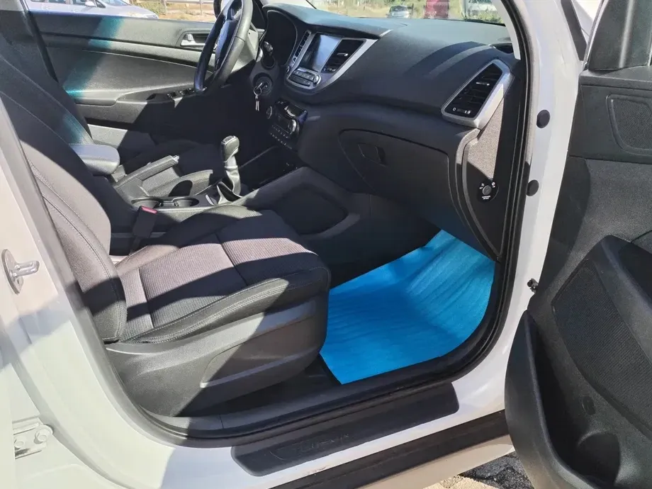 Hyundai Tucson III 1.6 GDI 2WD 6MT ISG Comfort — imagine 8