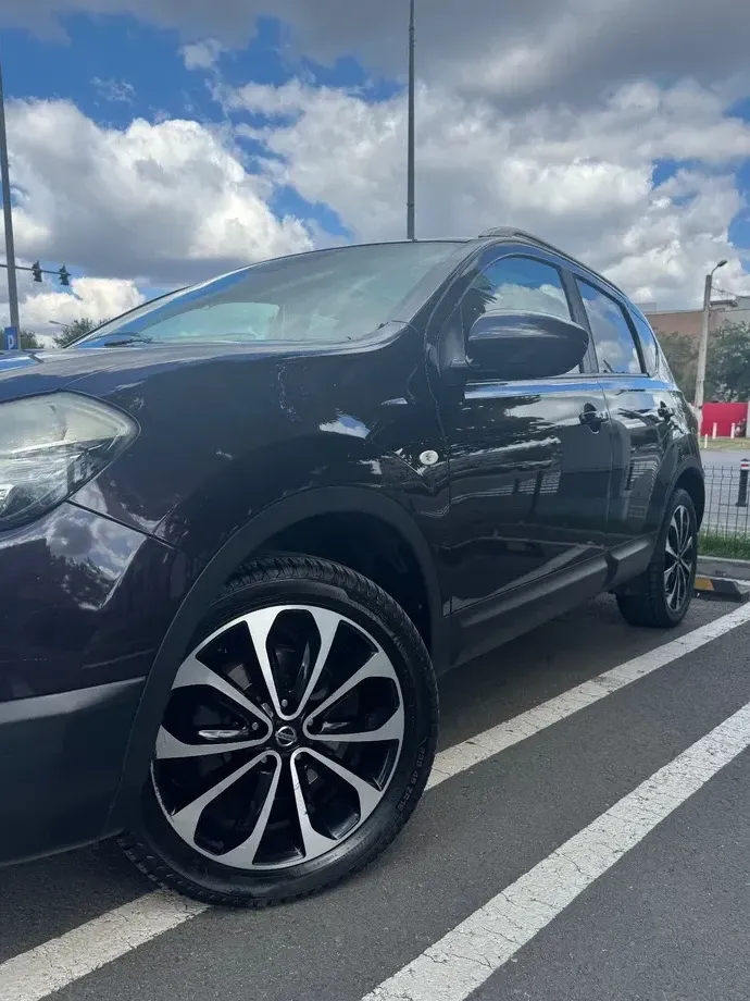 Nissan Qashqai — imagine 2