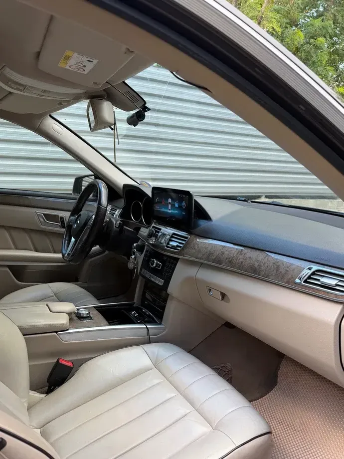 Mercedes-Benz E W212 250 — imagine 9