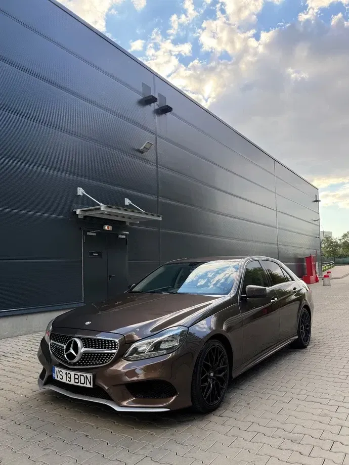 Mercedes-Benz E W212 250 — imagine 2