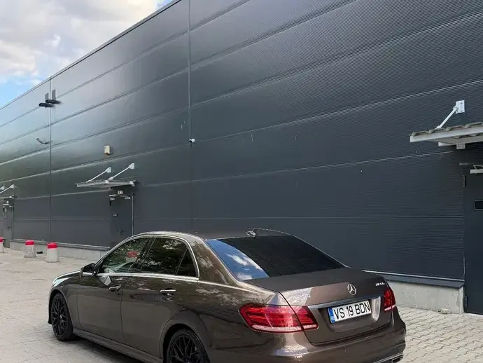 Mercedes-Benz E W212 250