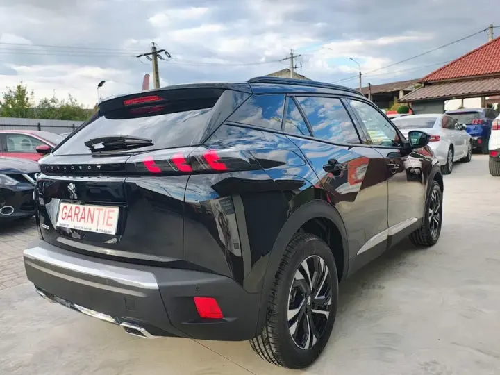 Peugeot 2008 II PureTech 130 GPF Stop&Start Allure