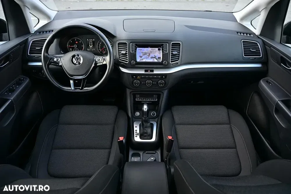 Volkswagen Sharan 2.0 TDI DSG Comfortline Black Style — imagine 3