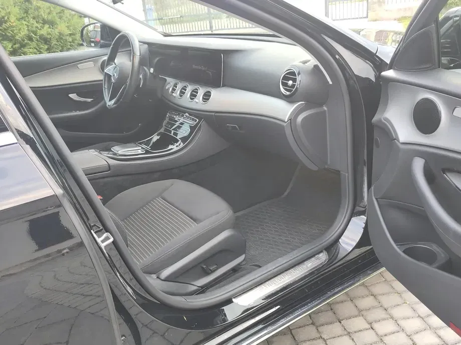 Mercedes-Benz E W213 — imagine 8