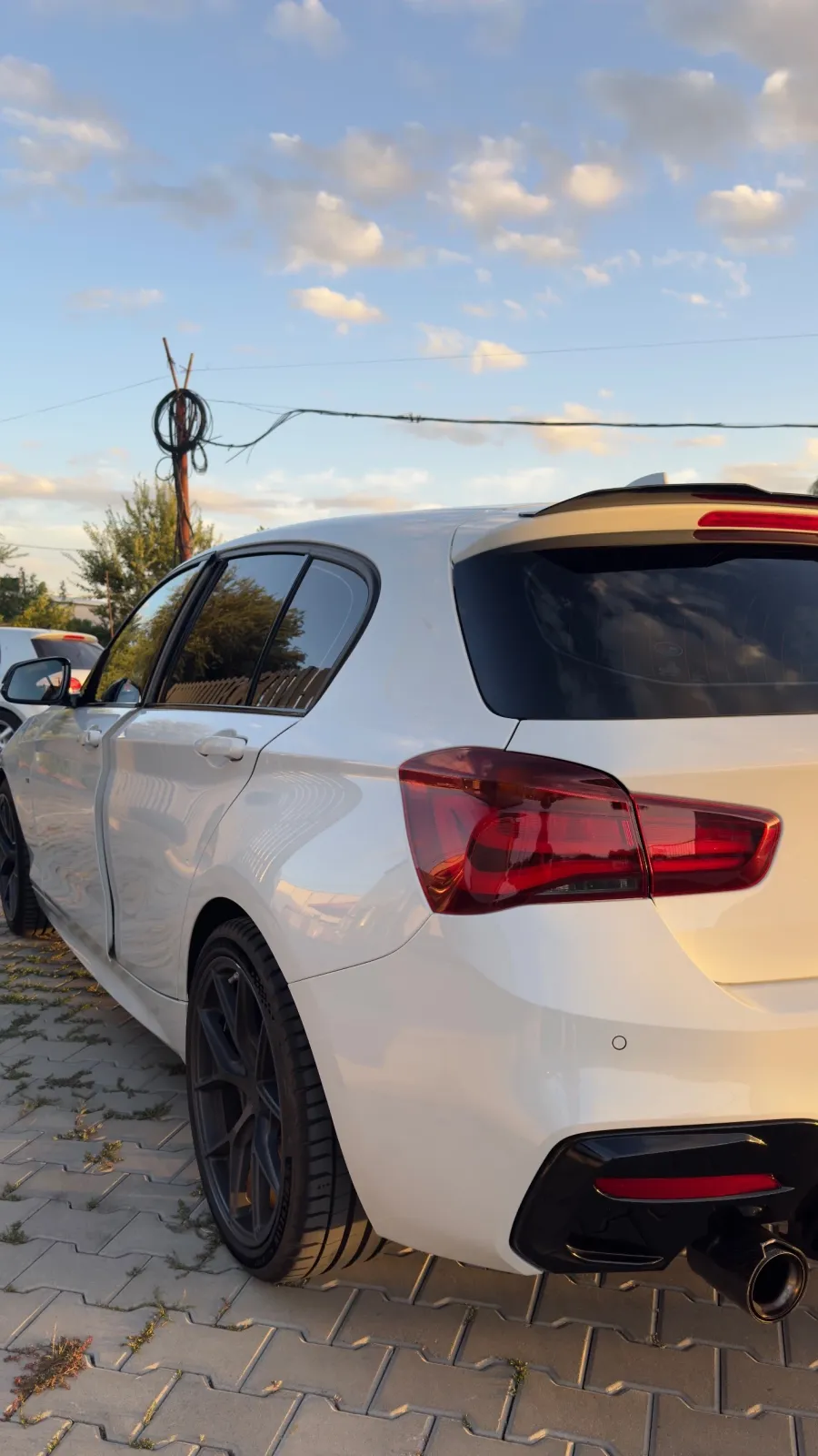 BMW M1 M140i xDrive AT Shadow — imagine 8