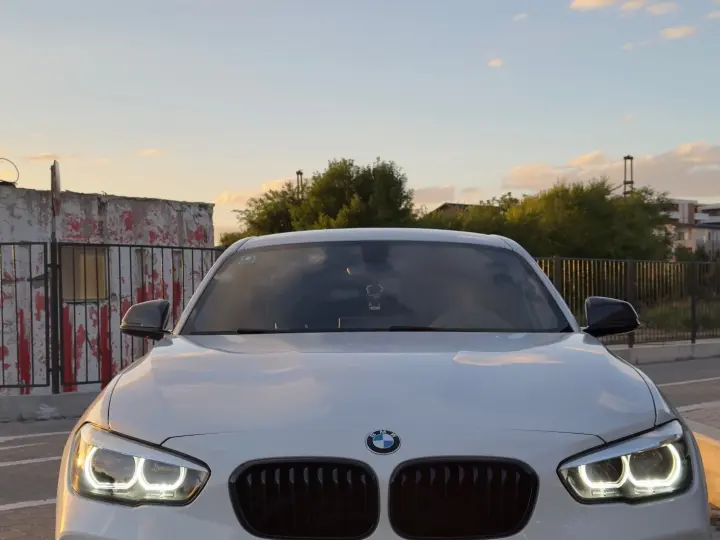 BMW M1 M140i xDrive AT Shadow
