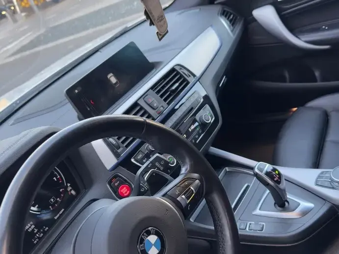 BMW M1 M140i xDrive AT Shadow