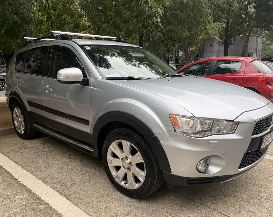 Mitsubishi Outlander II — imagine 4