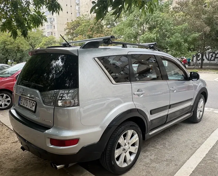 Mitsubishi Outlander II — imagine 3