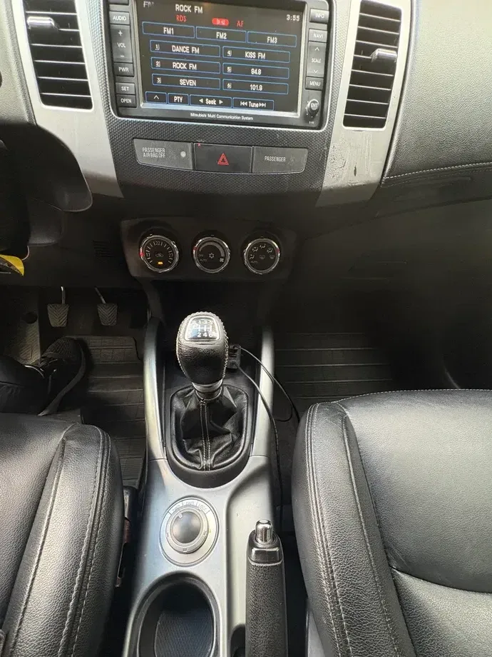 Mitsubishi Outlander II — imagine 8
